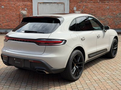 2023 Porsche MACAN thumbnail 76