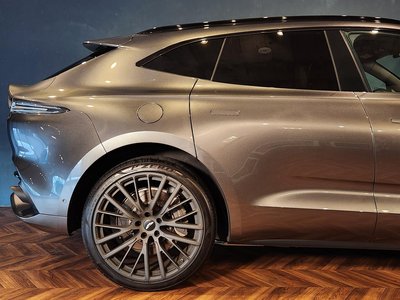 صورة مصغرة 23 لـ 2022 Aston Martin DBX