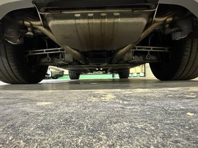صورة 58 لـ 2021 Aston Martin DBX