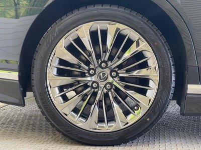 صورة مصغرة 25 لـ 2019 Lexus LS