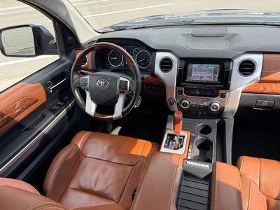 2016 Toyota TUNDRA 照片 17