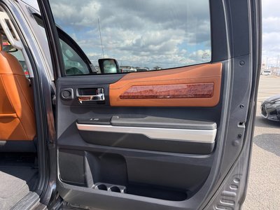 2016 Toyota TUNDRA 照片 31