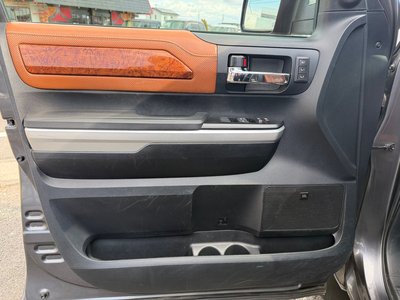 2016 Toyota TUNDRA 照片 30