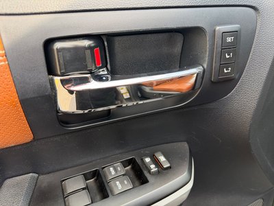 2016 Toyota TUNDRA 照片 29