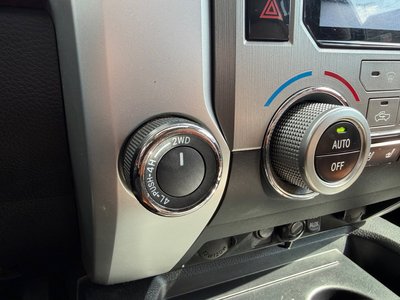 2016 Toyota TUNDRA 照片 38