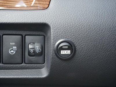 صورة 14 لـ 2017 Toyota SIENA