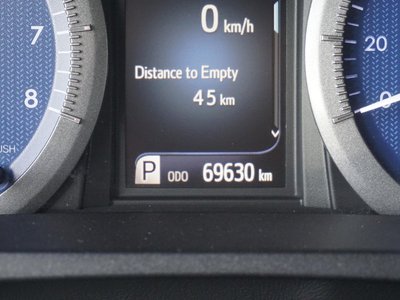 صورة 12 لـ 2017 Toyota SIENA