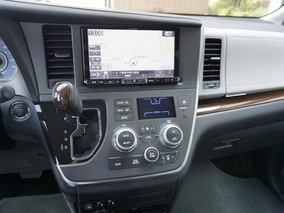 صورة 8 لـ 2017 Toyota SIENA