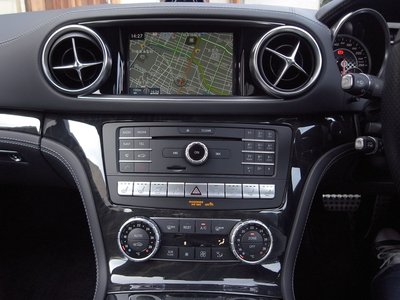 2016 Mercedes-BENZ SL thumbnail 24