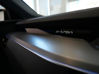 2024 AUDI Q8 E-TRON photo 32