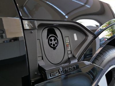 2024 AUDI Q8 E-TRON photo 67