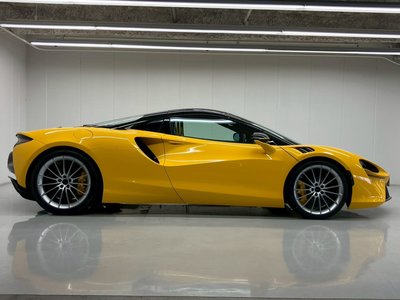 صورة 14 لـ 2026 Mclaren ARTURA SPIDER
