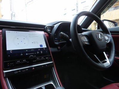 صورة 18 لـ 2024 Lexus LBX