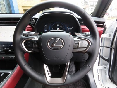 صورة 53 لـ 2024 Lexus LBX