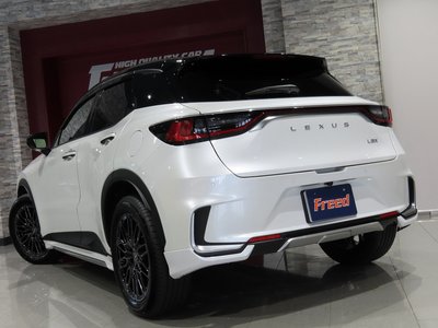 صورة 32 لـ 2024 Lexus LBX