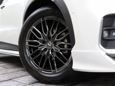 صورة 19 لـ 2024 Lexus LBX