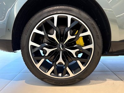 2021 Aston Martin DBX 照片 13