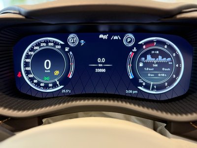 2021 Aston Martin DBX 照片 33