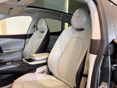 2021 Aston Martin DBX 照片 27