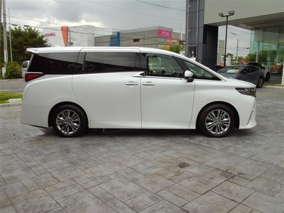 2023 Toyota ALPHARD — фото 9