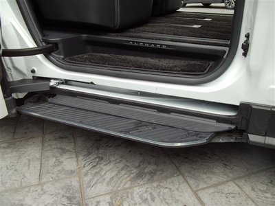 صورة 31 لـ 2023 Toyota ALPHARD