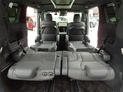 صورة 39 لـ 2023 Toyota ALPHARD