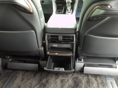 2023 Toyota ALPHARD — фото 41