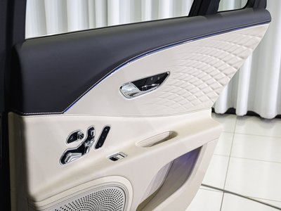 صورة 34 لـ 2026 Bentley FLYING SPUR