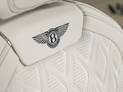 صورة 17 لـ 2026 Bentley FLYING SPUR