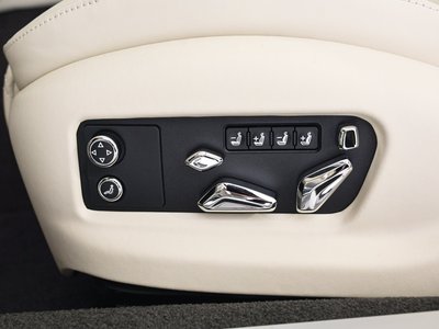 صورة 18 لـ 2026 Bentley FLYING SPUR