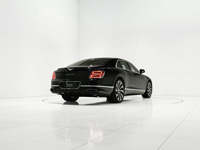 صورة 59 لـ 2026 Bentley FLYING SPUR