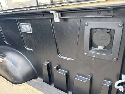 2023 Toyota TUNDRA thumbnail 33