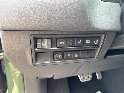 2023 Toyota TUNDRA thumbnail 25