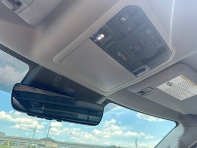 2023 Toyota TUNDRA thumbnail 24