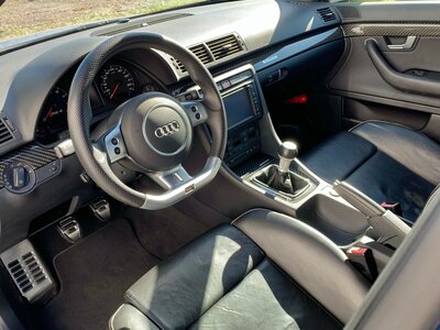 2019 AUDI RS4 — фото 4