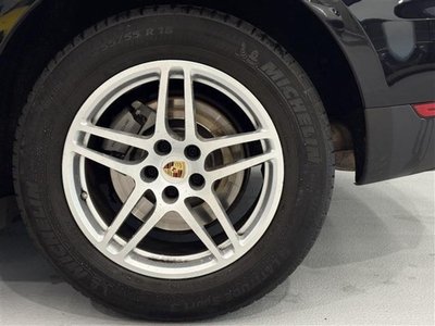 2019 Porsche MACAN photo 9