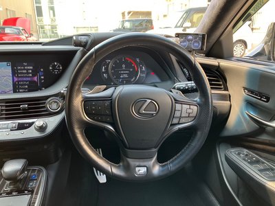 2017 Lexus LS — фото 21