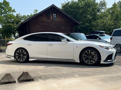 2017 Lexus LS — фото 13
