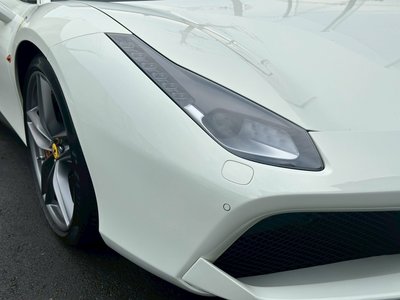 2018 Ferrari 488 GTB 照片 12