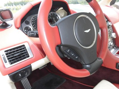 2009 Aston Martin DB9 照片 31