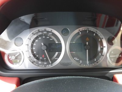 2009 Aston Martin DB9 照片 40