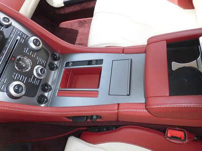 2009 Aston Martin DB9 照片 33