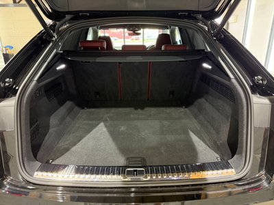2024 AUDI SQ8 照片 43