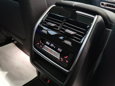 2025 BMW X5 — миниатюра 46