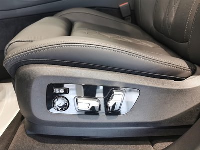 2025 BMW X5 — миниатюра 50