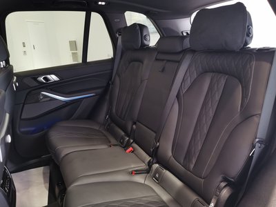 2025 BMW X5 — миниатюра 53