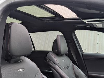 2023 Mercedes-BENZ C-CLASS AMG thumbnail 38