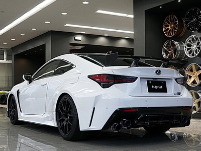 صورة 27 لـ 2023 Lexus RC F