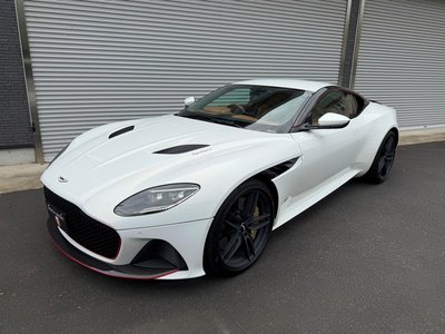 2020 Aston Martin DBS SUPERLEGGERA 照片 2