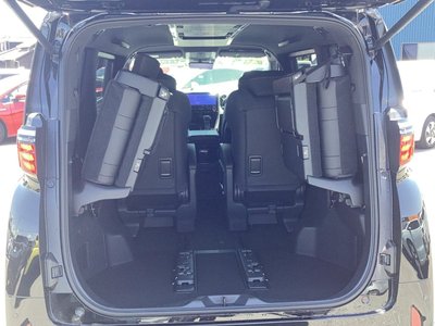 2025 Toyota ALPHARD — фото 42